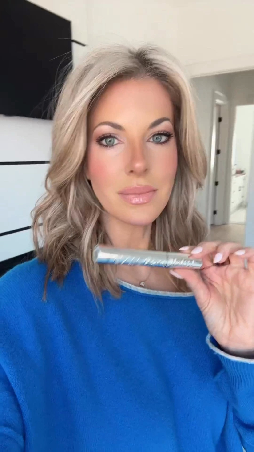 STOP SCROLLING — this $12 DRUGSTORE mascara just dethroned my luxury holy grail 👀✨

I don’t say this lightly… but this one gives lash extension length, insane volume, and zero clumps. ZERO. It separates, lifts, and builds without that heavy, crunchy feeling — and it does NOT smudge or flake (even on long days 🙌).

If you’ve been hunting for a drugstore mascara that makes your lashes look longer, fuller, and professionally done without the price tag… this is it.

Trust me — your lash tech might get a break 😉

Shop it now in my LTK before it sells out. You’re going to be obsessed. 💋✨

#drugstoremakeup #bestmascara #lashgoals #makeupover30 #beautyfinds #affordablebeauty #volumizingmascara #longlashes #ltkit #ltkbeauty



#LTKU #LTKBeauty #LTKSaleAlert