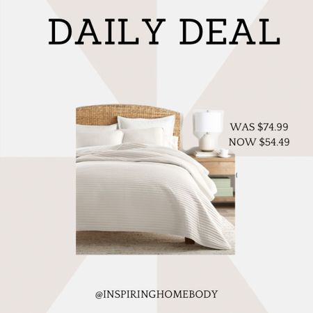 Daily deal 
Bedding 
Target bedding 

#LTKsalealert #LTKU #LTKxTarget