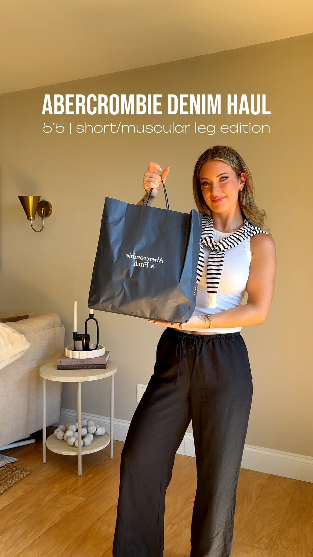 As a long torso/short + muscular leg girlie, it's SO HARD to find denim that I feel good in🫠

@abercrombie curve love & length variations are such a game changer!

Size reference: I'm 5'5 and usually wear a size 4 in pants (and they're almost always too long)

#abercrombiejeans
#abercrombiehaul #abercrombiestyle #abercrombieandfitch #abercrombie

#LTKootd