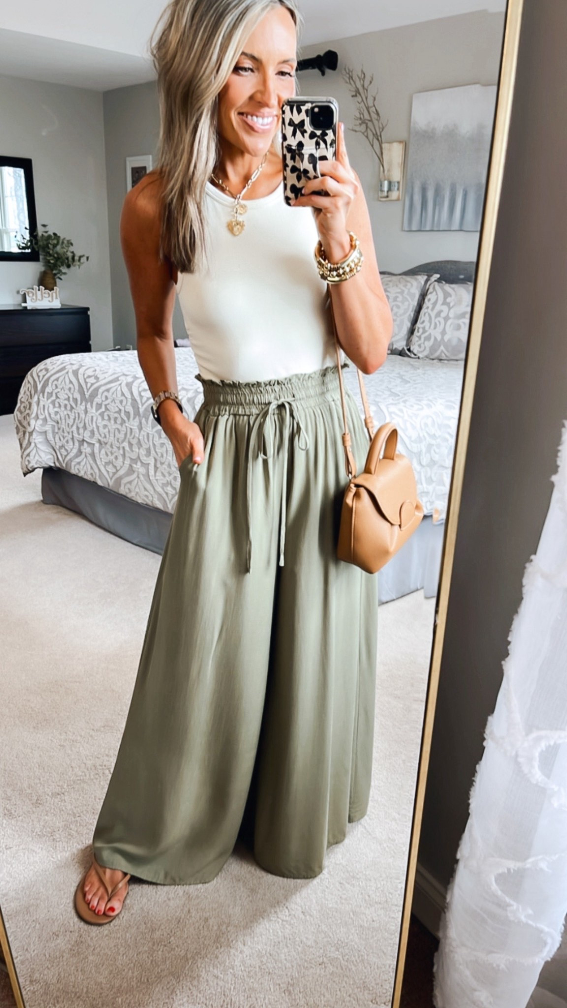Flowy wide leg linen pants with functional drawstring! So adorable! Love for transitional weather like fall or spring. Great option for the office, classroom or casual outfit TTS 

#LTKSaleAlert #LTKStyleTip #LTKFindsUnder50
