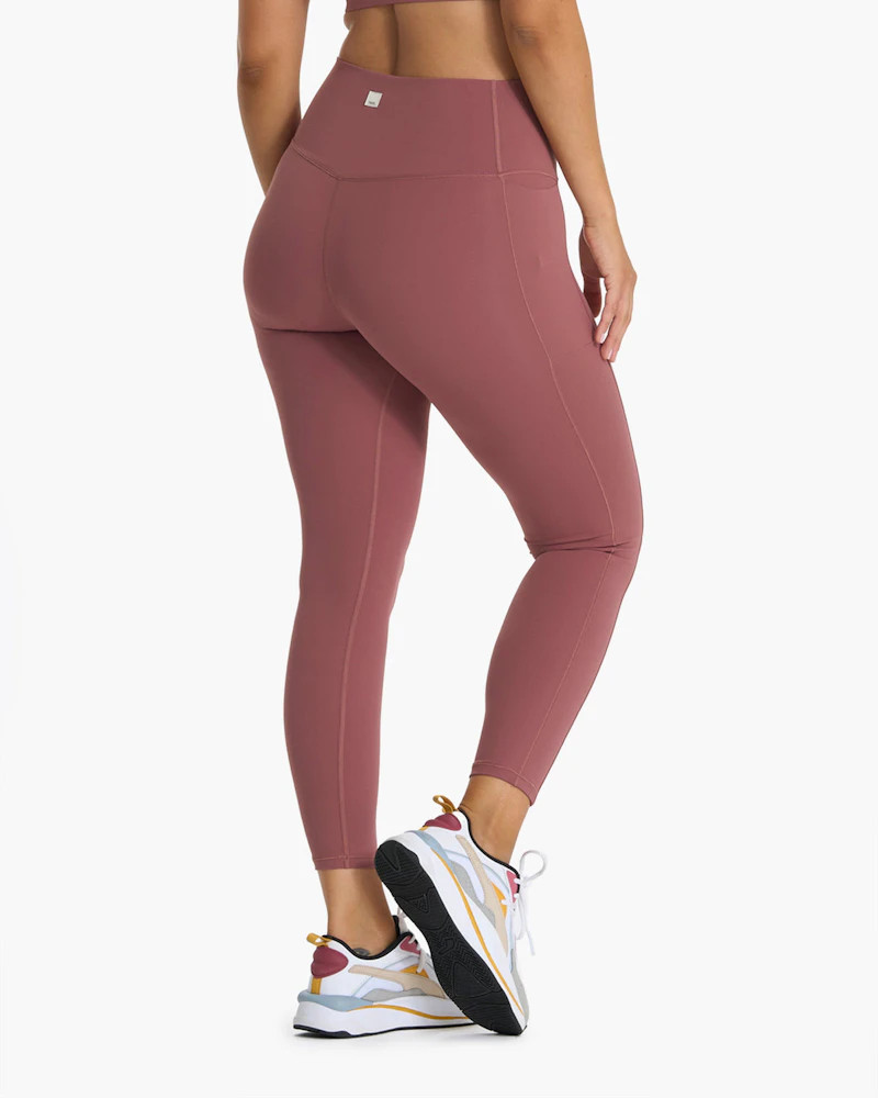 Studio Pocket Legging | Rosewood | Vuori Clothing (US & Canada)
