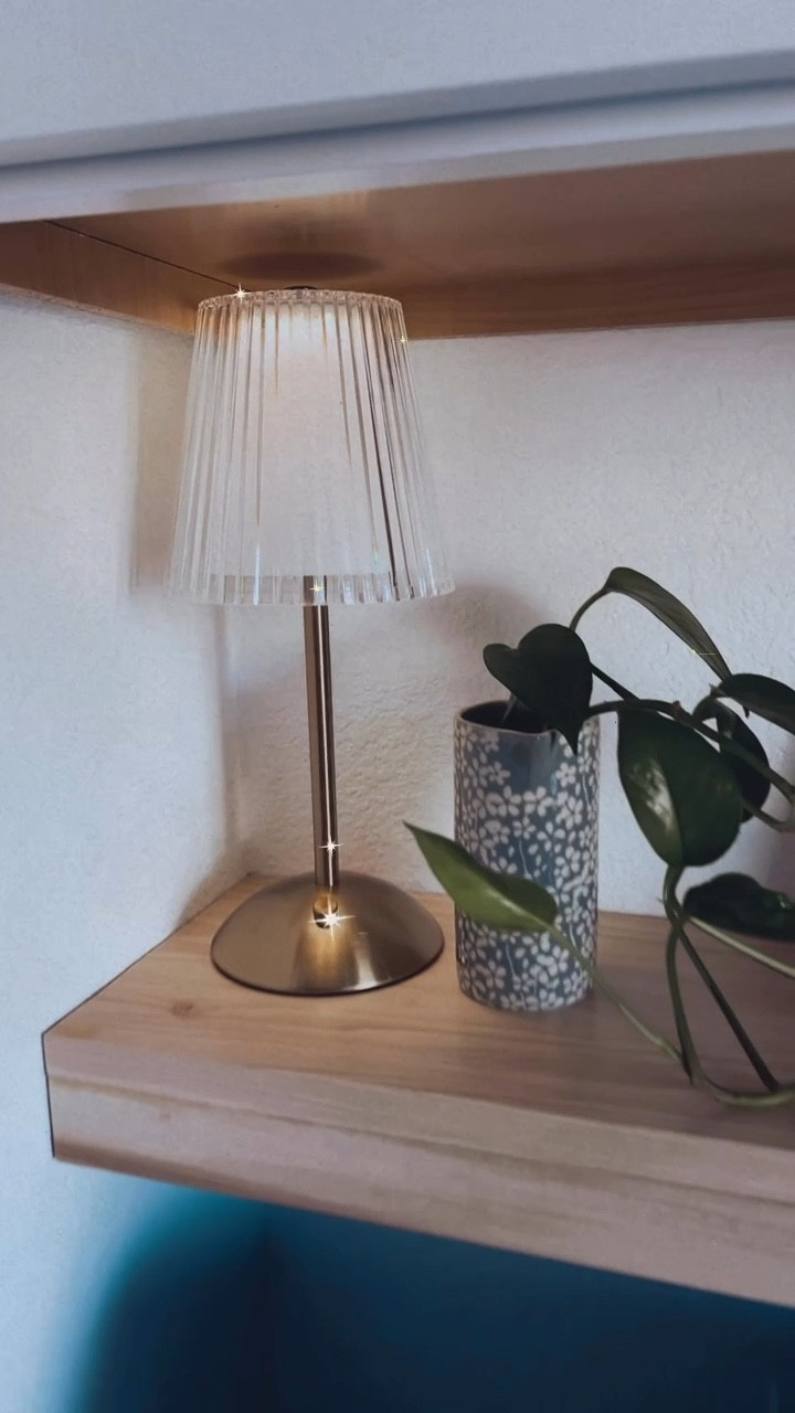 Rechargeable (cordless!) lamp has a 15% off coupon!

#LTKHome #LTKGiftGuide #LTKSeasonal