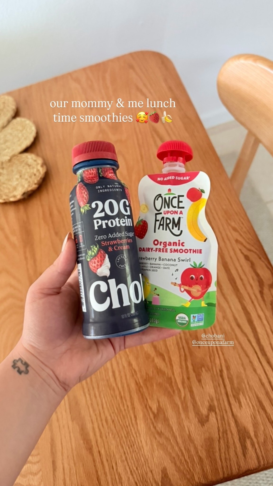our mommy & me lunch time smoothies 🥰🍓🍌 