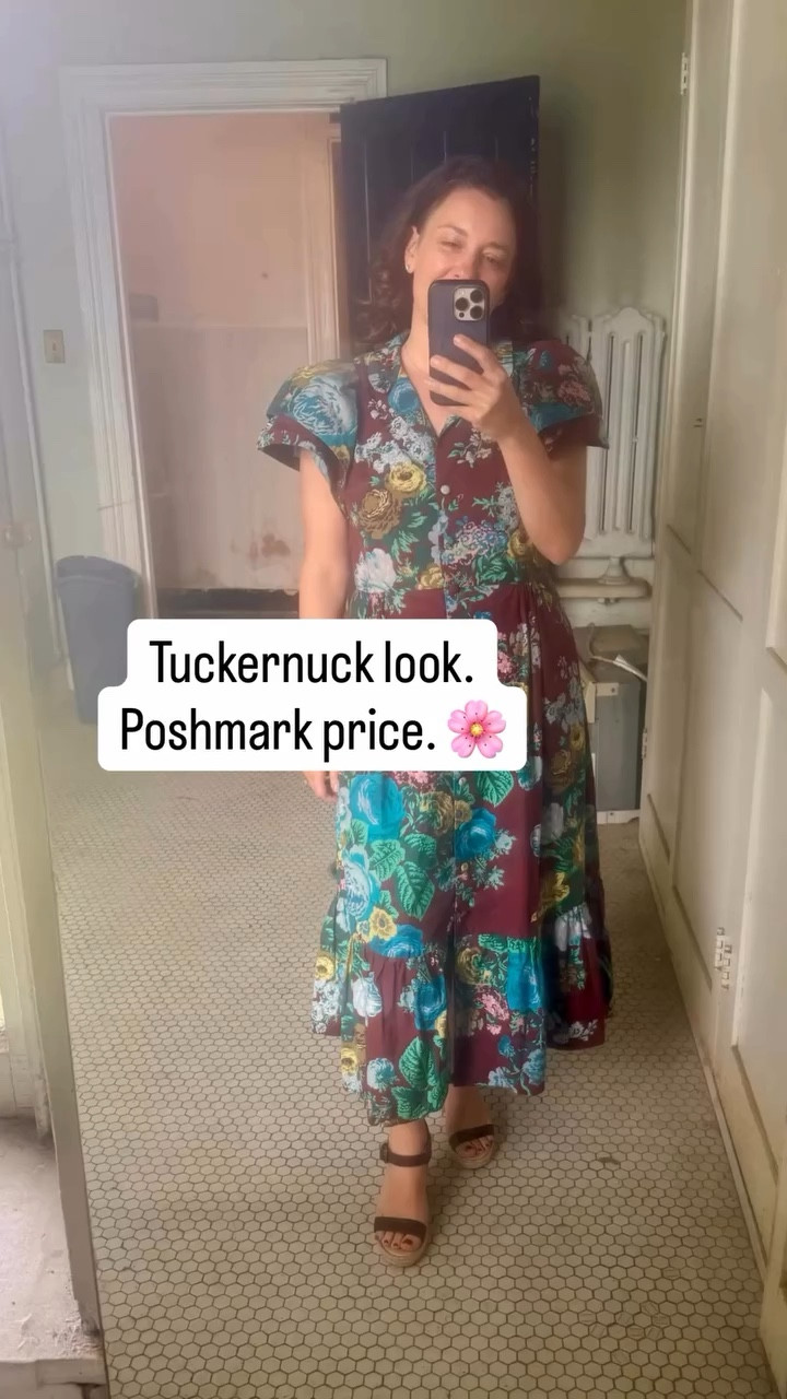 Last season Tuckernuck. This season Poshmark price. 🌸 The floral midi of my dreams — and I didn’t pay full price for it. Resale links on my LTK! 

ChicUnderConstruction I ResaleFashion I Poshmark Finds I Tuckernuck Style I Midi Dressp I Fashion For Less I Budget Style I LTKfind I LTK style tip  I Floral Dress I Working Mom Style I OOTD I Style For Less

#ootd #affordablefashion #momstyle #affordablestyle

#LTKSaleAlert #LTKOver40 #LTKootd