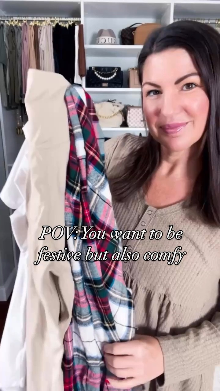 Comfy holiday look
Christmas outfit 

#LTKHoliday #LTKFindsUnder50 #LTKStyleTip