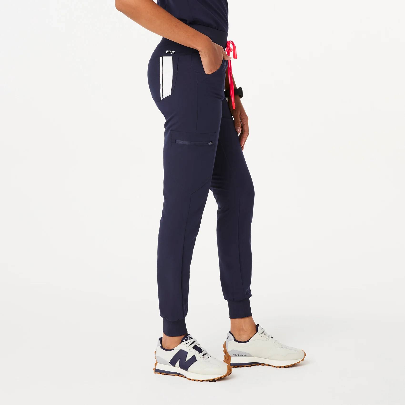 Women’s High Waisted Zamora Jogger Scrub Pants™ - Racing Navy · FIGS | FIGS