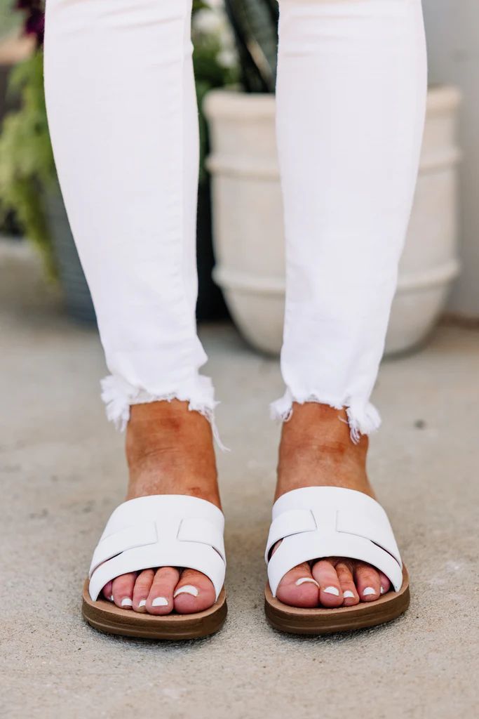 What You Love White Sandals | The Mint Julep Boutique