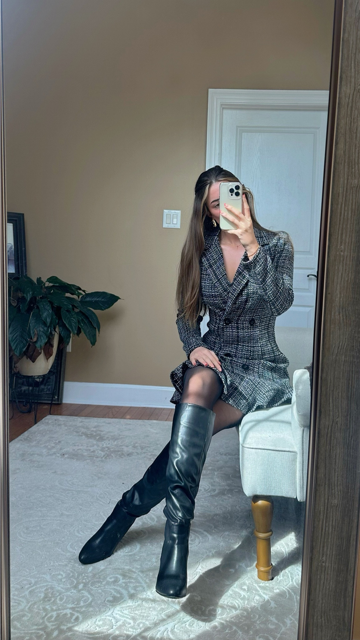 We love a good tweed 🖤 

#LTKSpringSale #LTKSeasonal #LTKstyletip