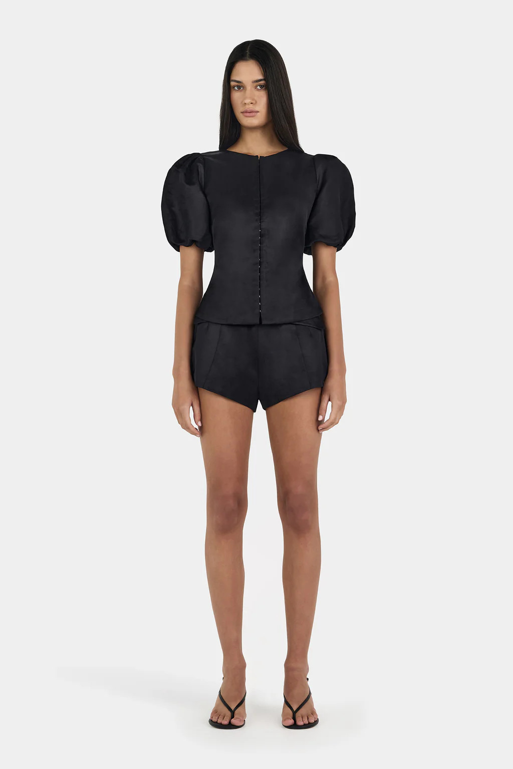 Jacques Shortie Black | Hansen and Gretel