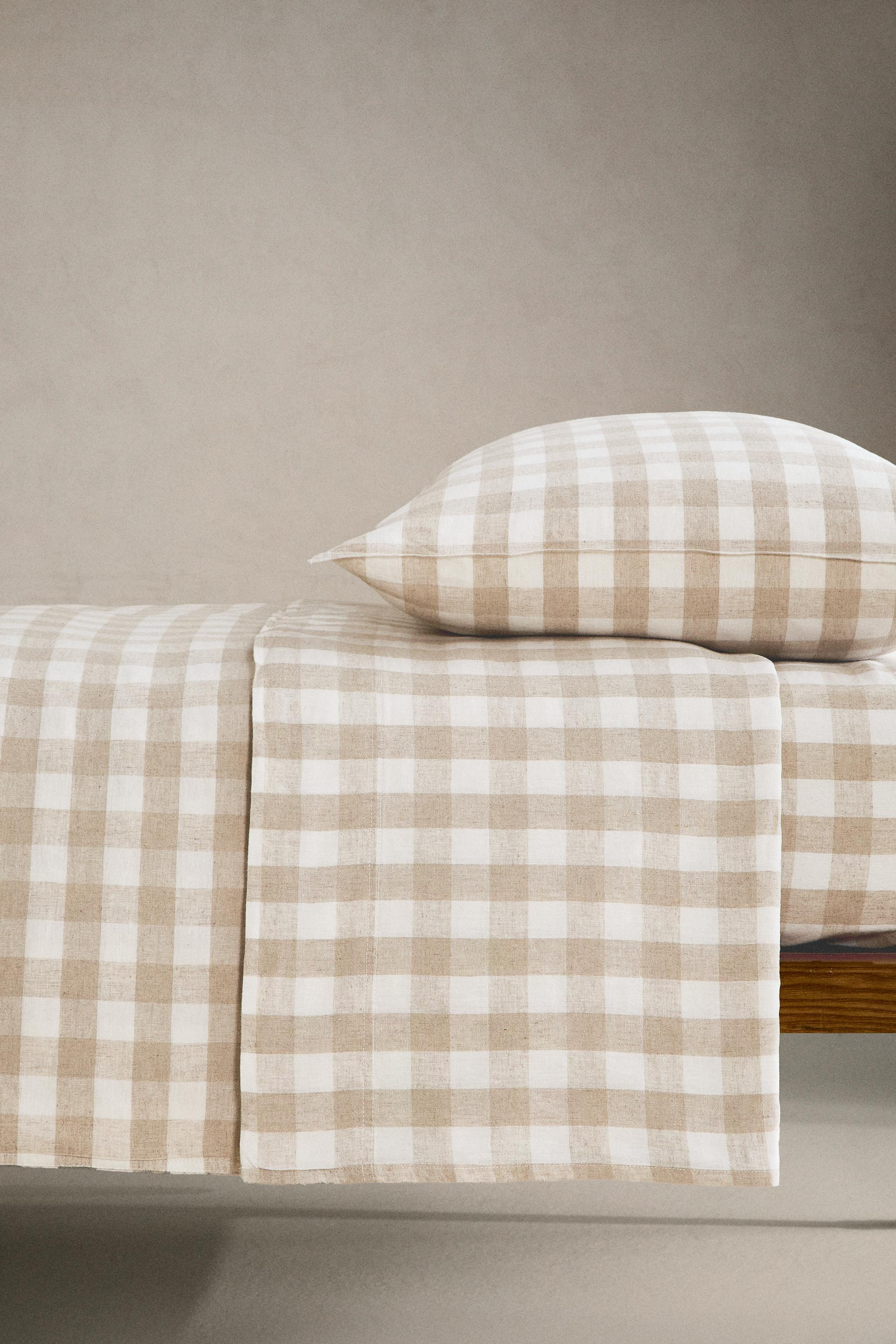CHILDREN’S LINEN AND DYED COTTON CHECK BED LINEN | Zara US