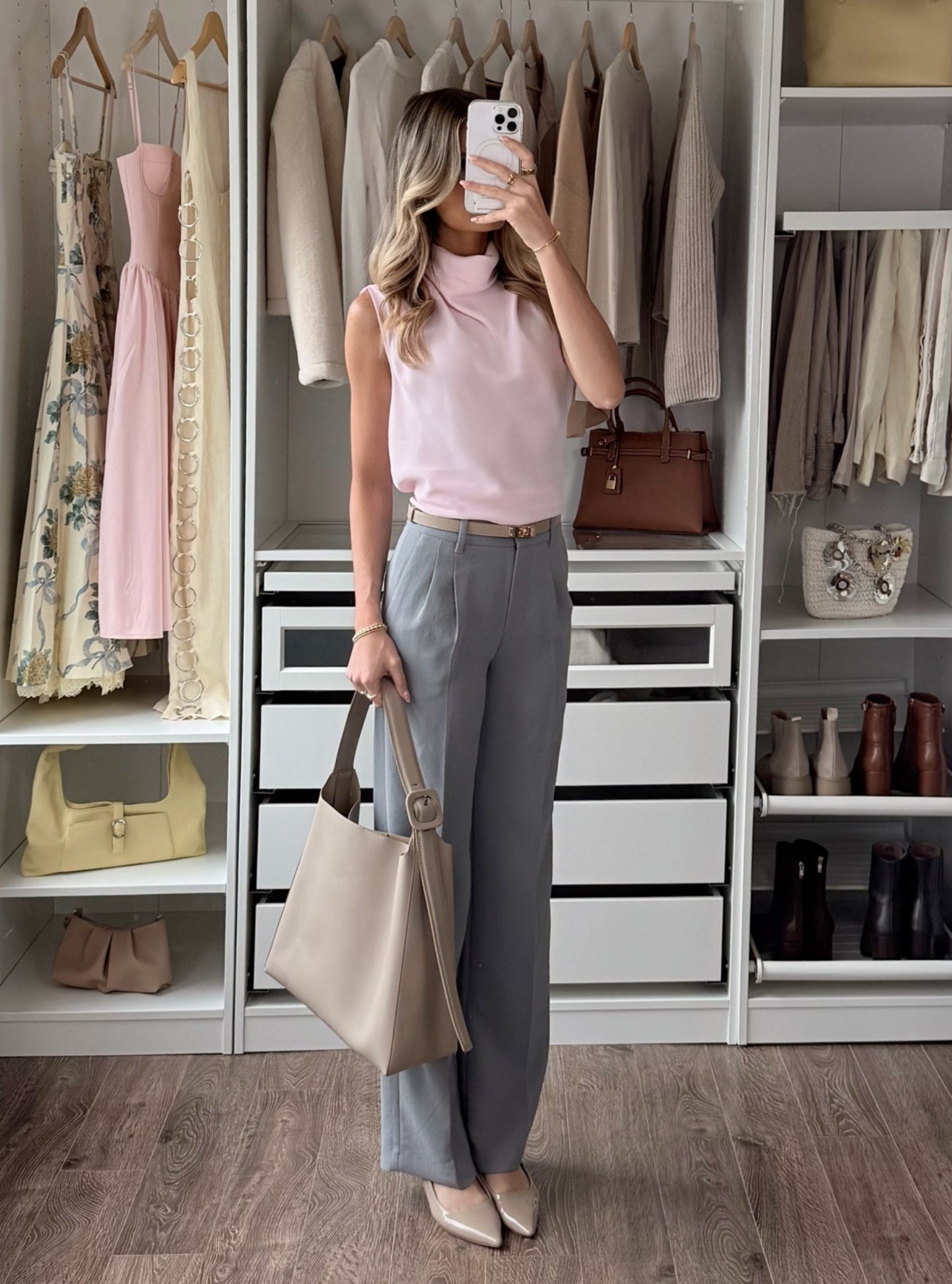 @Aritzia business casual outfit

#LTKWorkwear