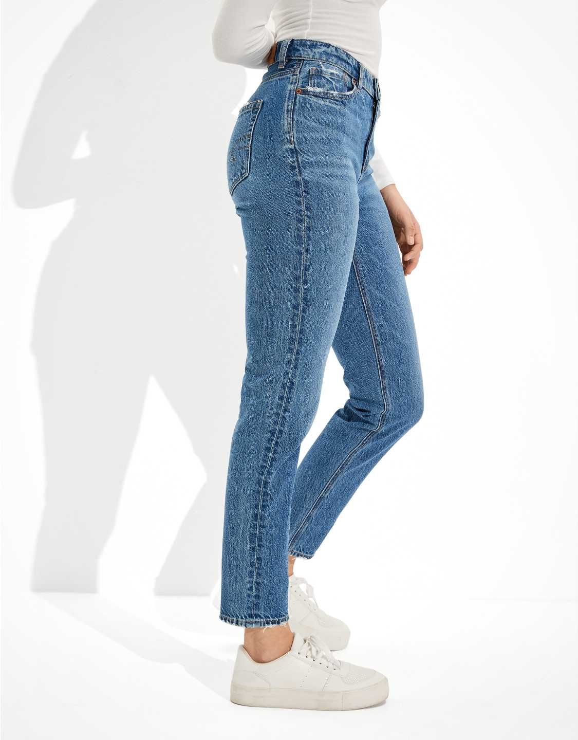 AE V-Rise Mom Jean | American Eagle Outfitters (US & CA)