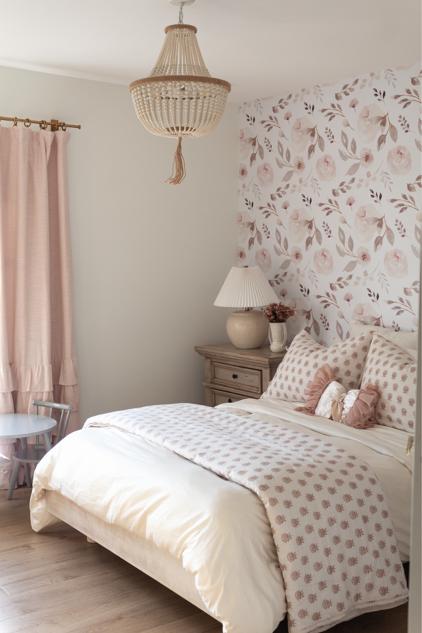 Girls bedroom inspiration: make your little girl's dreams come true! Shop now to create a magical and cozy space that sparks her imagination. Transform her room into an area she loves spending time in. 

#bedroomdecor #cljsquad #amazonhome #organicmodern #homedecortips #bedroomremodel

#LTKFind #LTKhome #LTKGiftGuide