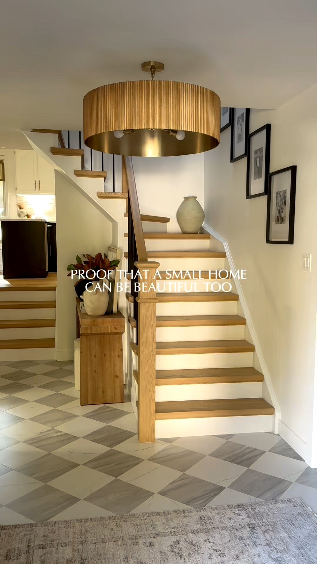 Proof that a small home can be beautiful too👌🏼Beauty is not defined by square footage🫶🏼

#home #smallhome #homedecor #decor #cozyhome #cleanhome #livedinhome #hometour #homefinds

#LTKHome