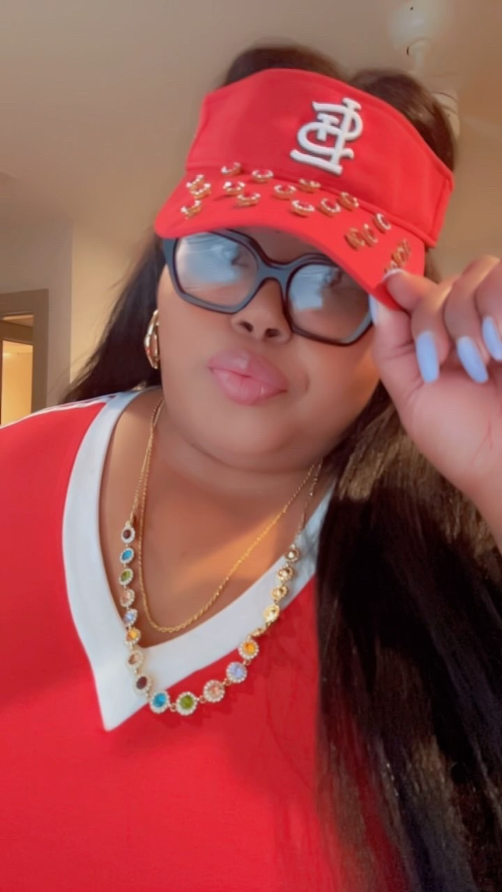 For my #314Day outfit, I ditched my comfort zone and leveled up my style game—rocking a DIY visor(I DID that) and a bodycon dress from @adidas. I NEVER do bodycon!❤️🥡⚜️

I’ve been playing it too safe, passing up pieces I love just because I wasn’t sure they’d flatter my figure. But life’s too short for fashion FOMO. Time to embrace the curves and take more style risks!

#sostlouis #314Day #pieday #StyleWithoutLimits #CurvesAndConfidence #OwnYourLook