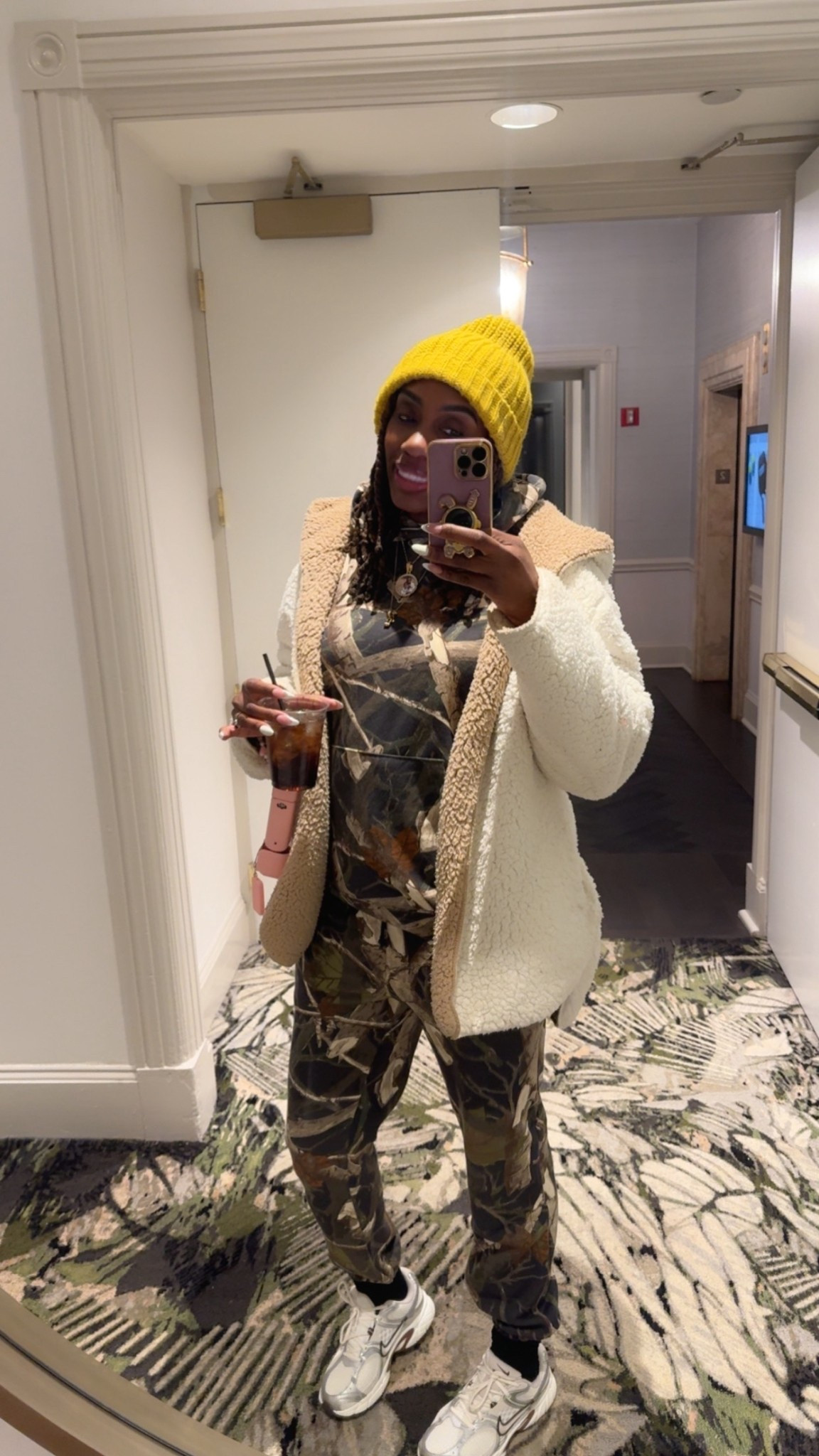 Travel OOTD upgrade when it’s cold

#LTKBeauty #LTKootd #LTKTall