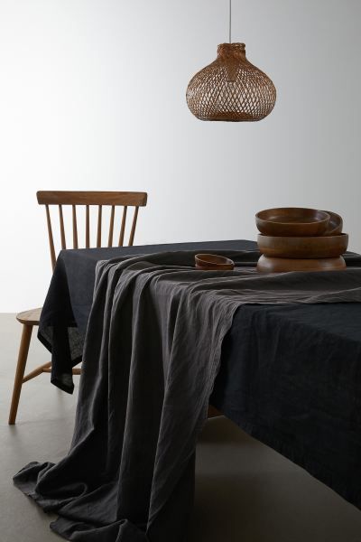 Washed linen tablecloth | H&M (UK, MY, IN, SG, PH, TW, HK)