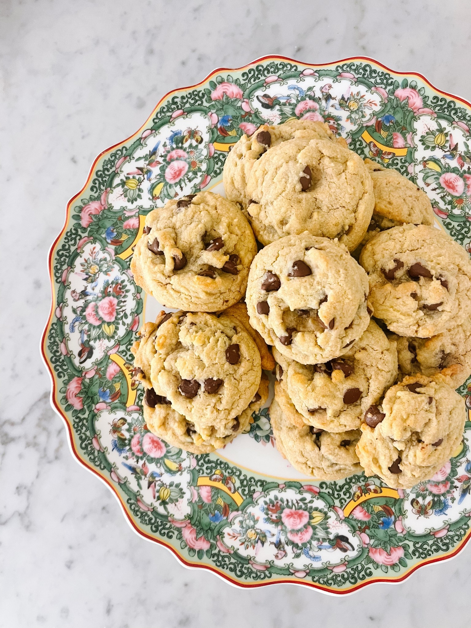 My favorite cookies on my favorite cake stand 💕

Cake plate, entertaining, traditional home, southern home, rose, home decor, kitchen, dining, tabletop, serveware, bridal party, shower decor 

#LTKParties #LTKStyleTip #LTKHome