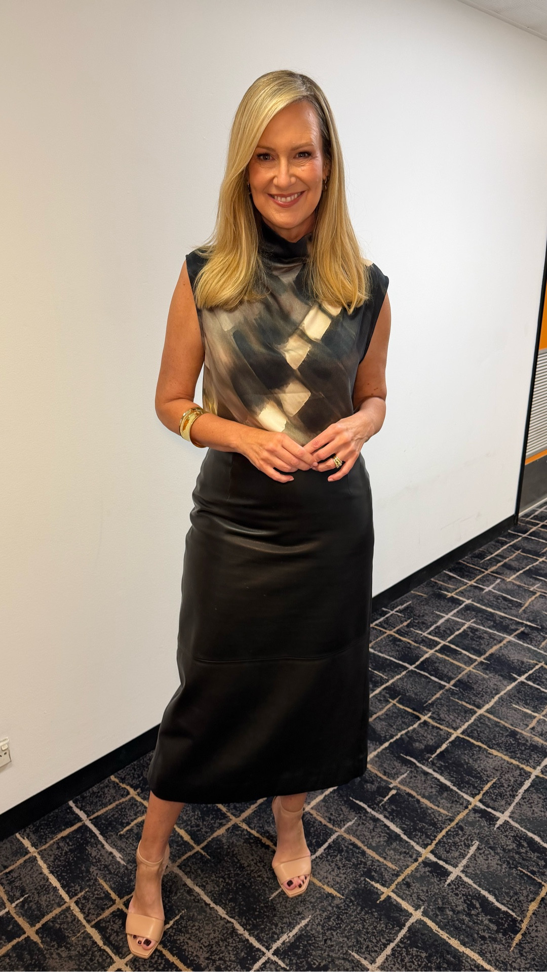 Neutrals this week on the House of Wellness with a very cool top from Camilla and Marc! 

#LTKautumn #LTKover50style #LTKaustralia