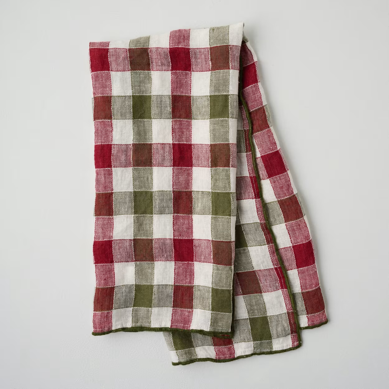 Holiday Gingham Tea Towel | Magnolia