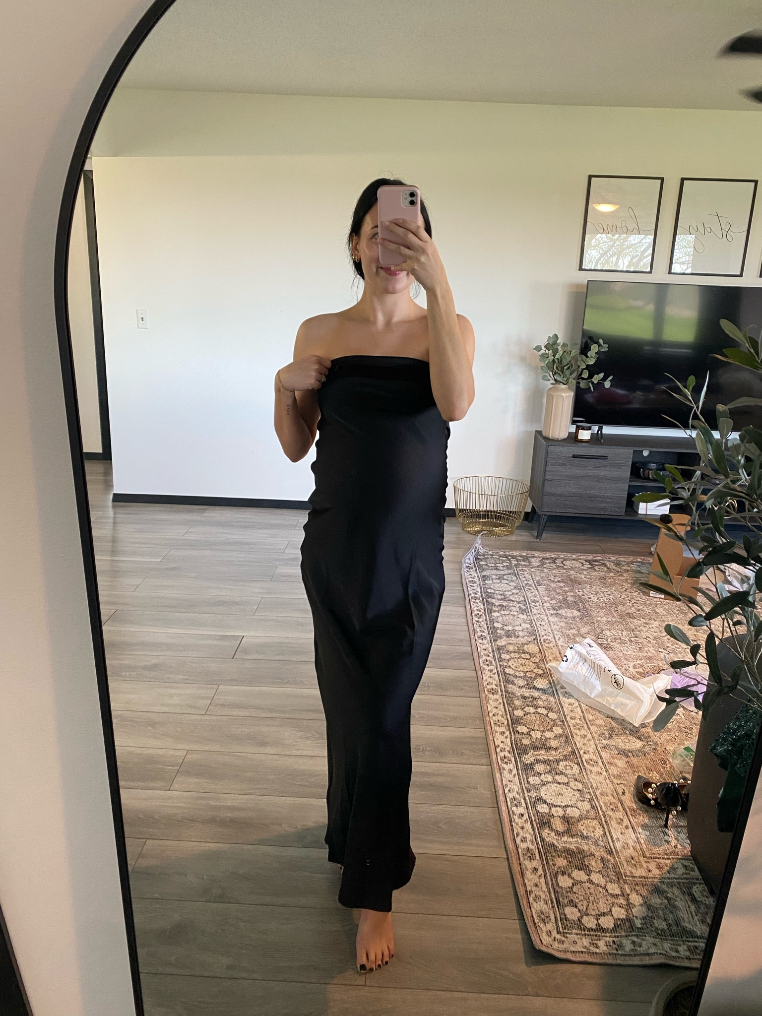 A great shein find! Such high quality! Size small here but could use a M:)

Bump friendly:)

#LTKWedding #LTKBump #LTKFindsUnder50