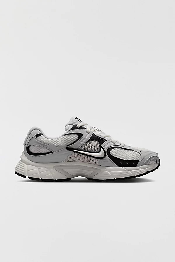 Nike Women's V5 RNR Sneakers in Sail/Sail/Black, Women's at Urban Outfitters | Urban Outfitters (US and RoW)