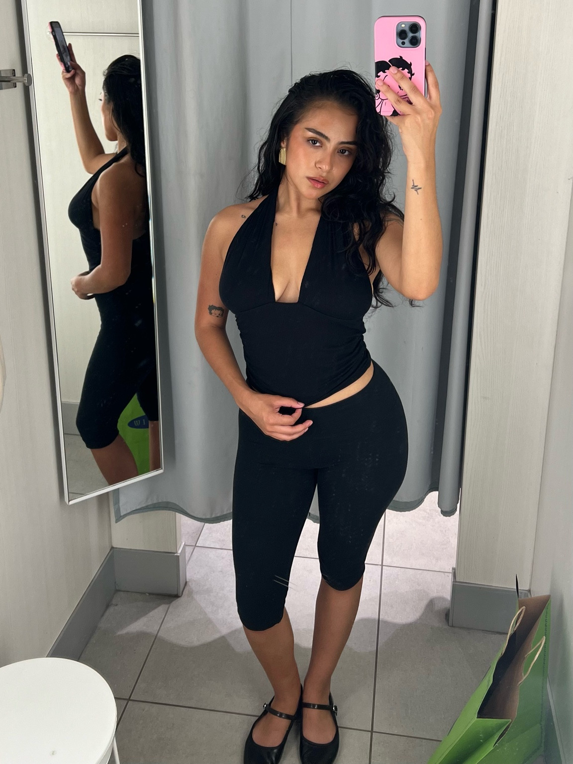 Simple fits are always the best ☝🏼

#LTKActive #LTKFitness #LTKSeasonal