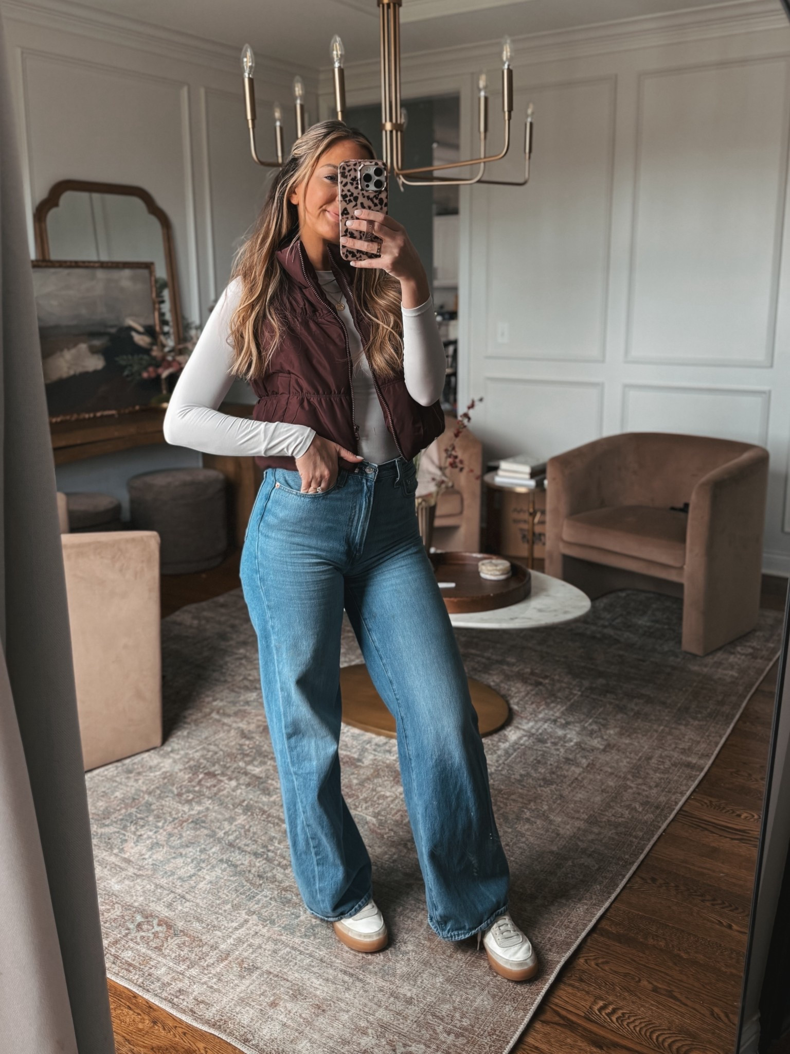 It’s sunny and 65 here today so my cropped Amazon puffer vest is perfect! Wearing my go-to wide leg jeans and seamless top. 

Small in the top & vest 27 in the pants! 

#LTKootd #LTKSeasonal #LTKmomlife