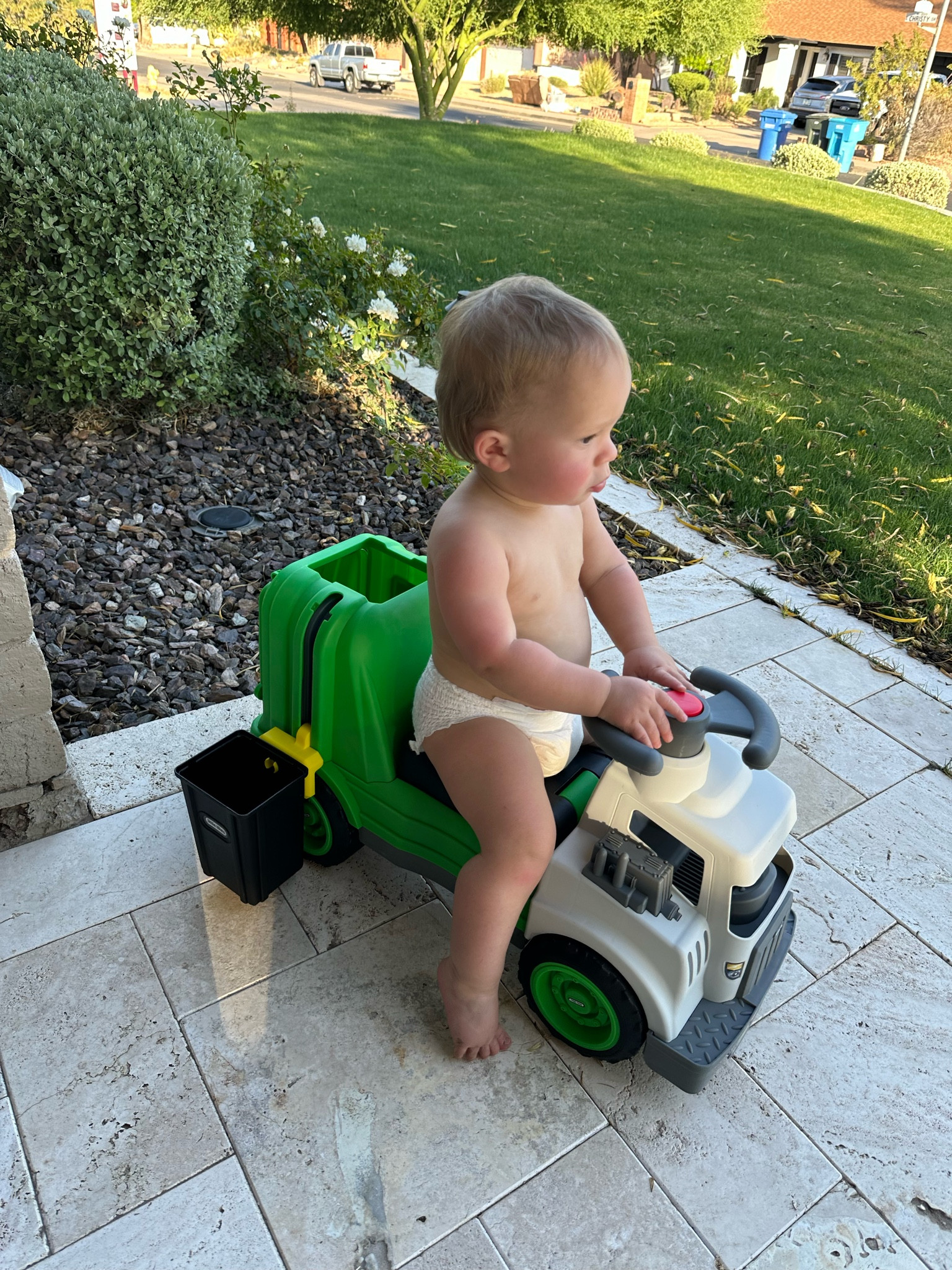 Trash truck toy!!!

#LTKFamily #LTKKids #LTKGiftGuide