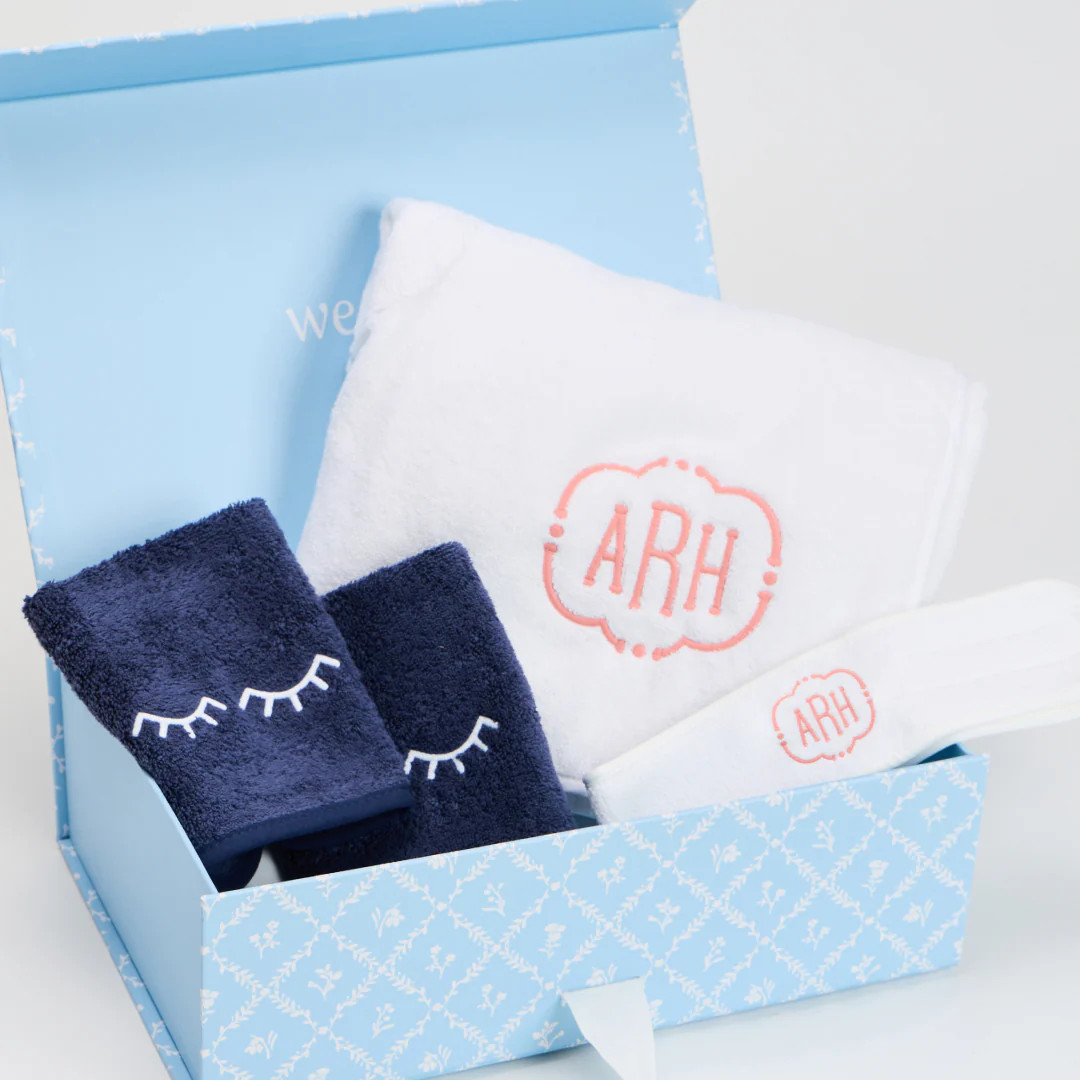 Graduation Gift Set For Her | Weezie Towels