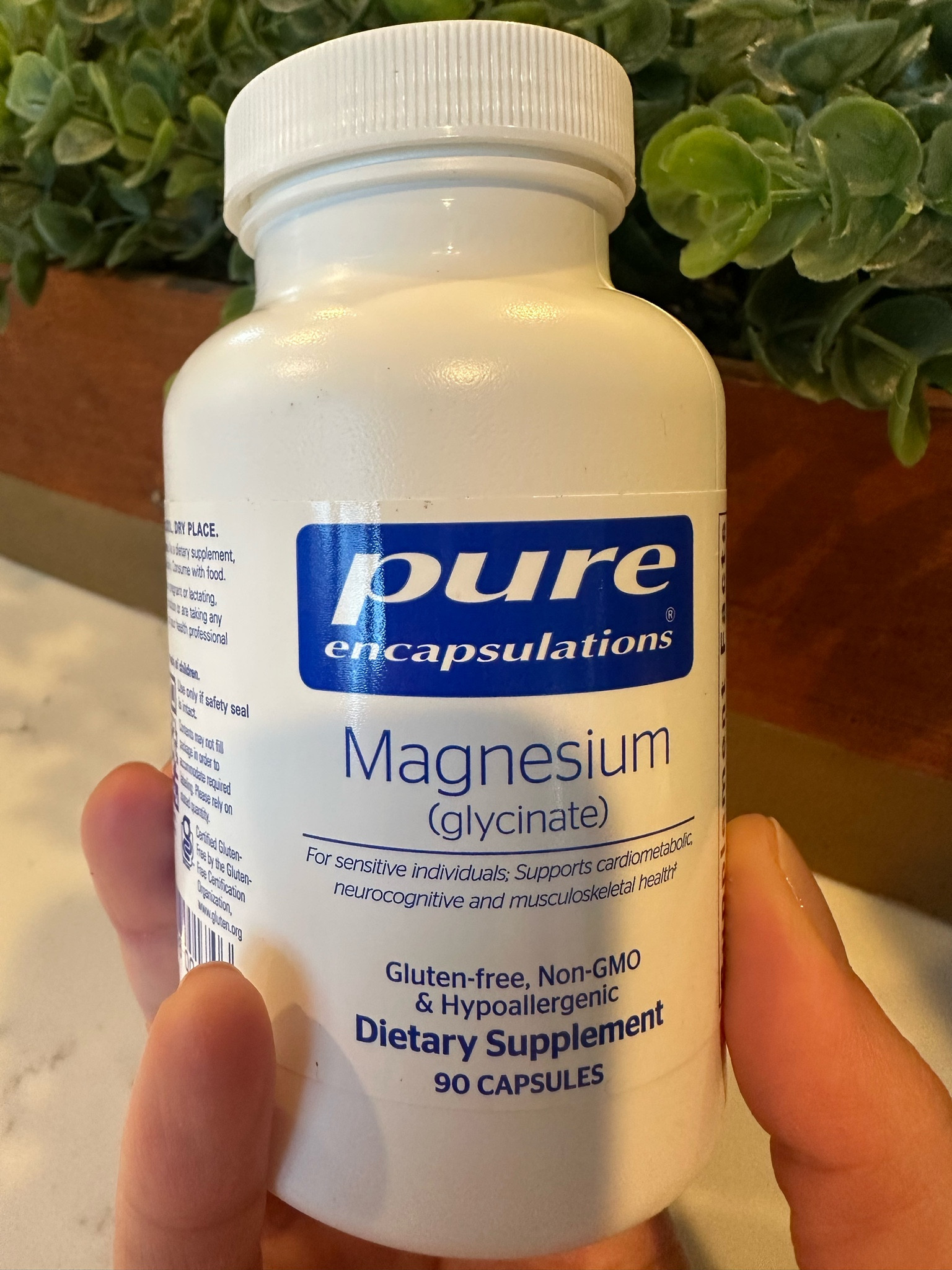 Les comparto el magnesio que tomo para descansar, relajar y conciliar el sueño! Está marca me gusta mucho porque me la recomendó mi médico y es muy limpia. #magnesio #glycinate #suplementos #perimenopausia #roalvarracin 

#LTKStyleTip #LTKActive