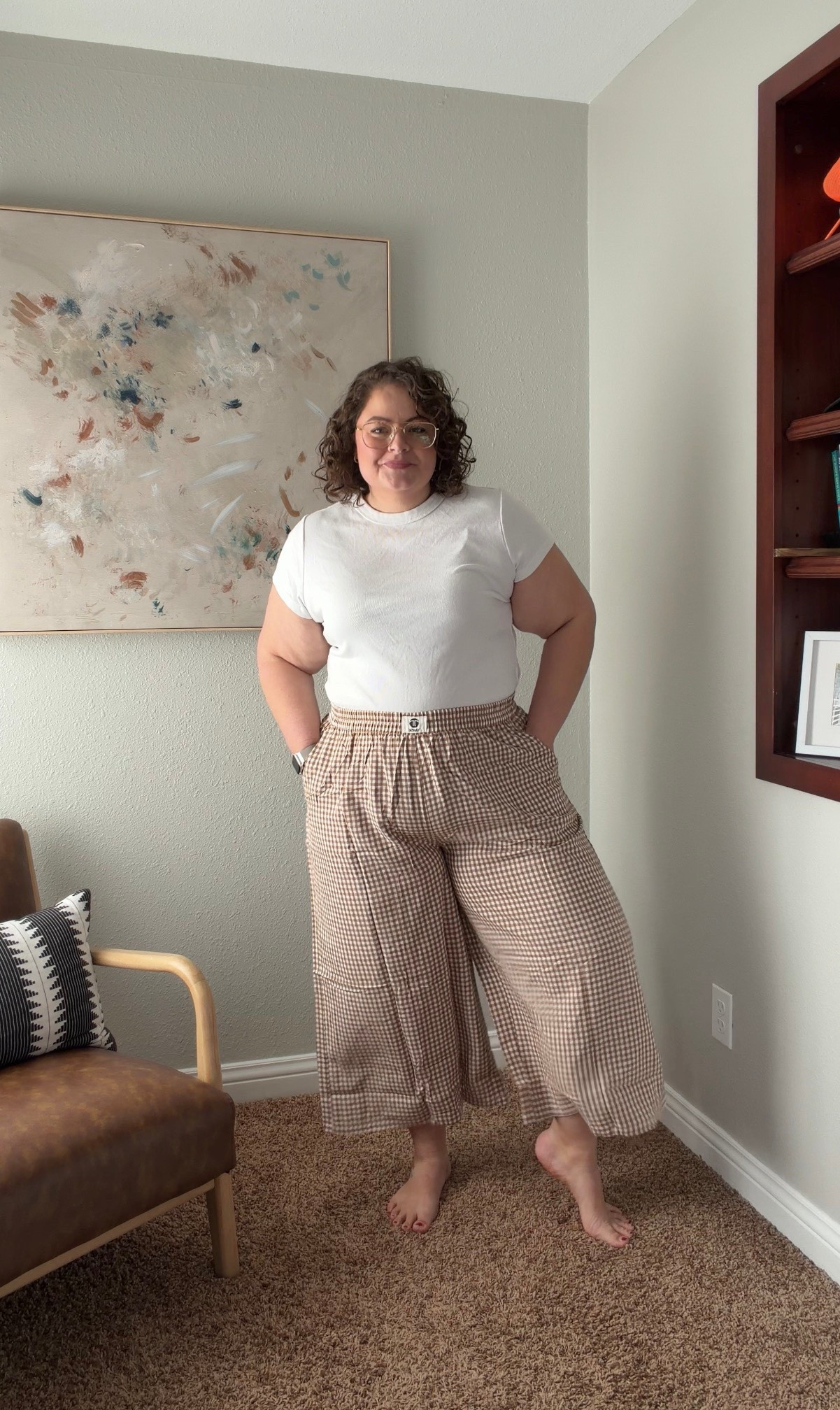 Top XL
Bottom XXL

Bust 44  //  waist 42  //  hips 55  //  5’6” 

#LTKmomlife #LTKMidsize #LTKPlusSize