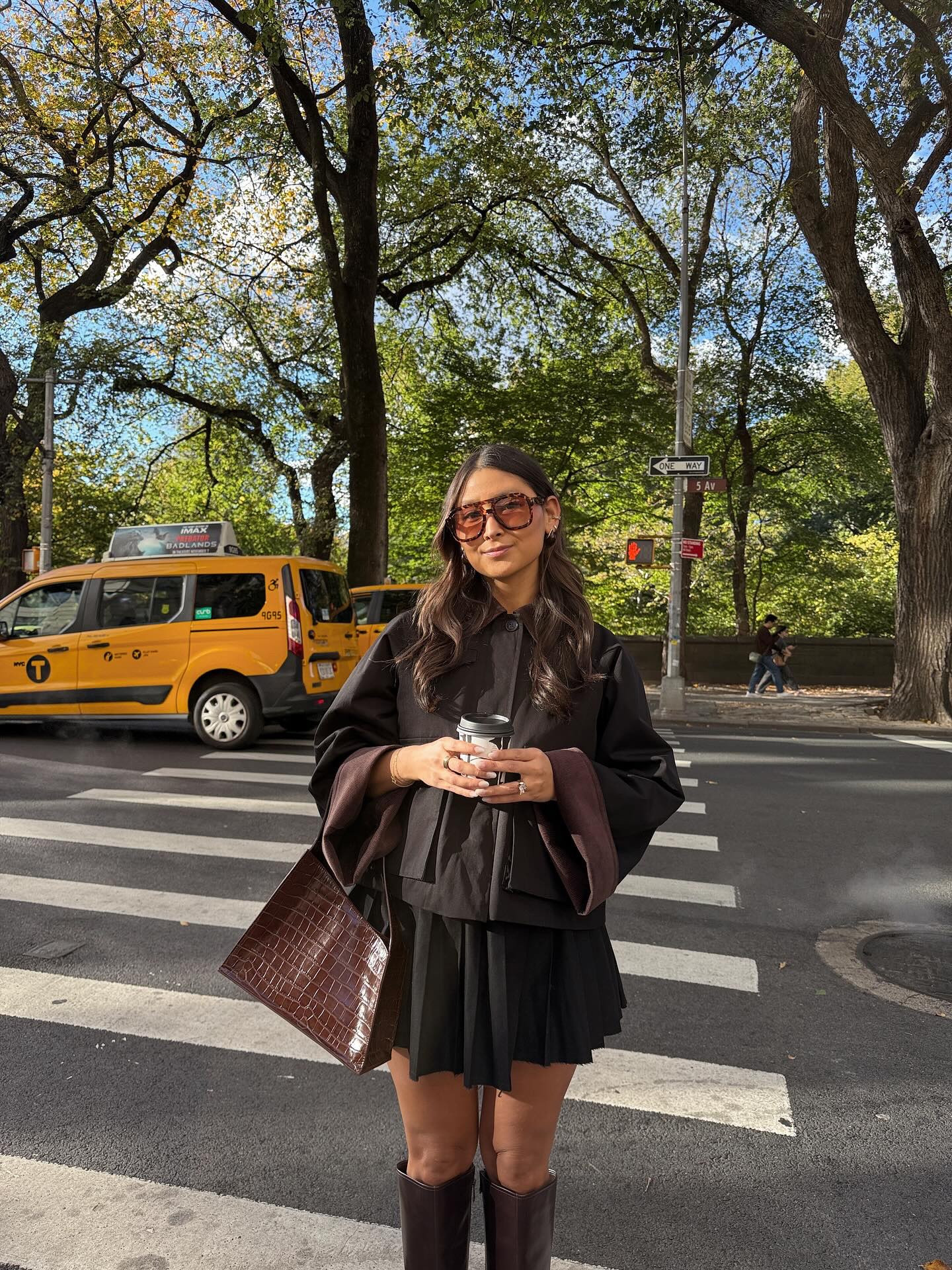 Falling for fall 🚖🍂🖤☕️