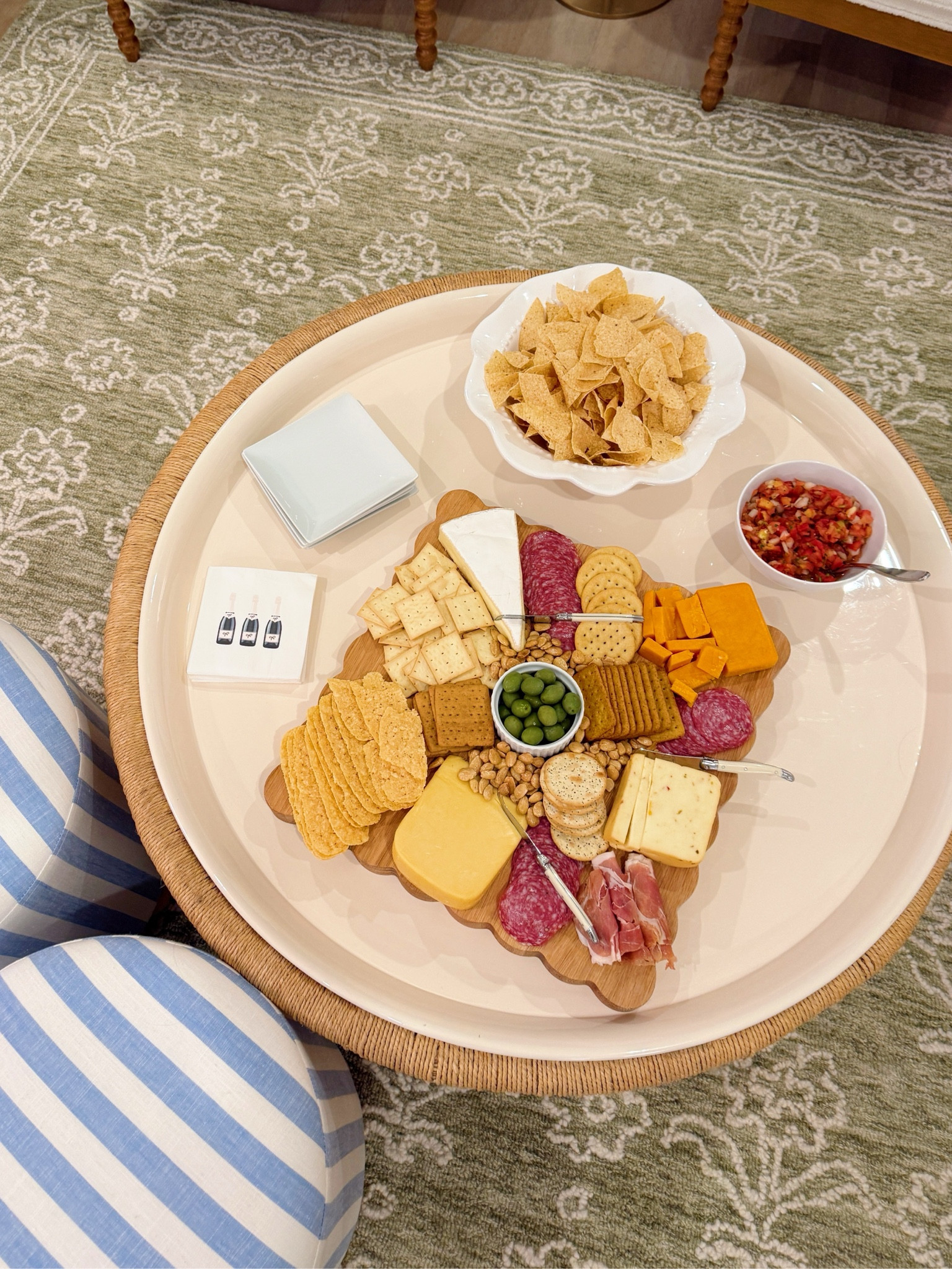 My favorite scalloped cutting board/cheeseboard! I use this all the time for entertaining, would make for a wonderful gift for the holidays! 