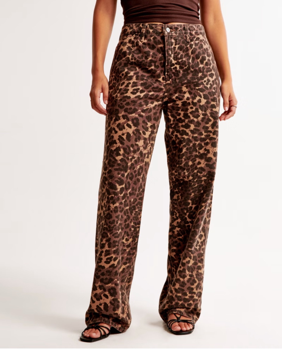 Jeans on sale 
Leopard jeans 
Leopard 
Jeans 
Fall outfit 


Follow my shop @styledbylynnai on the @shop.LTK app to shop this post and get my exclusive app-only content!

#liketkit #LTKFallSale 
@shop.ltk
https://liketk.it/4SAod

#LTKFindsUnder100 #LTKStyleTip