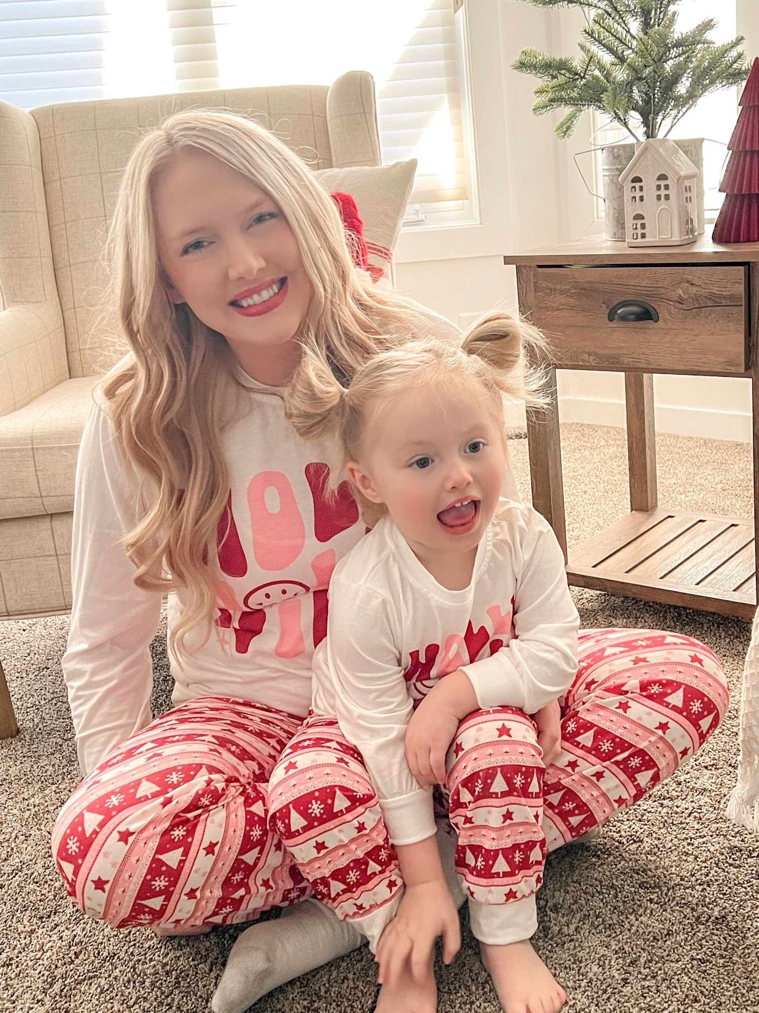 Mommy and Mini Christmas Pajamas!

Family Christmas Pajamas | Kids Christmas Pajamas | Christmas Looks 

#LTKFamily #LTKHoliday #LTKSeasonal