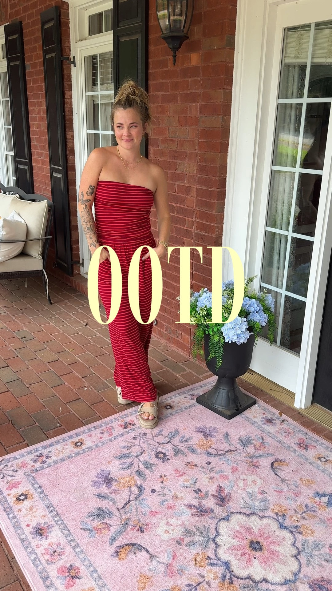 Today’s ootd. I love this outfit so much. It’s so comfy. Wearing a small. True to size.

#LTKootd #LTKmomlife #LTKgrwm