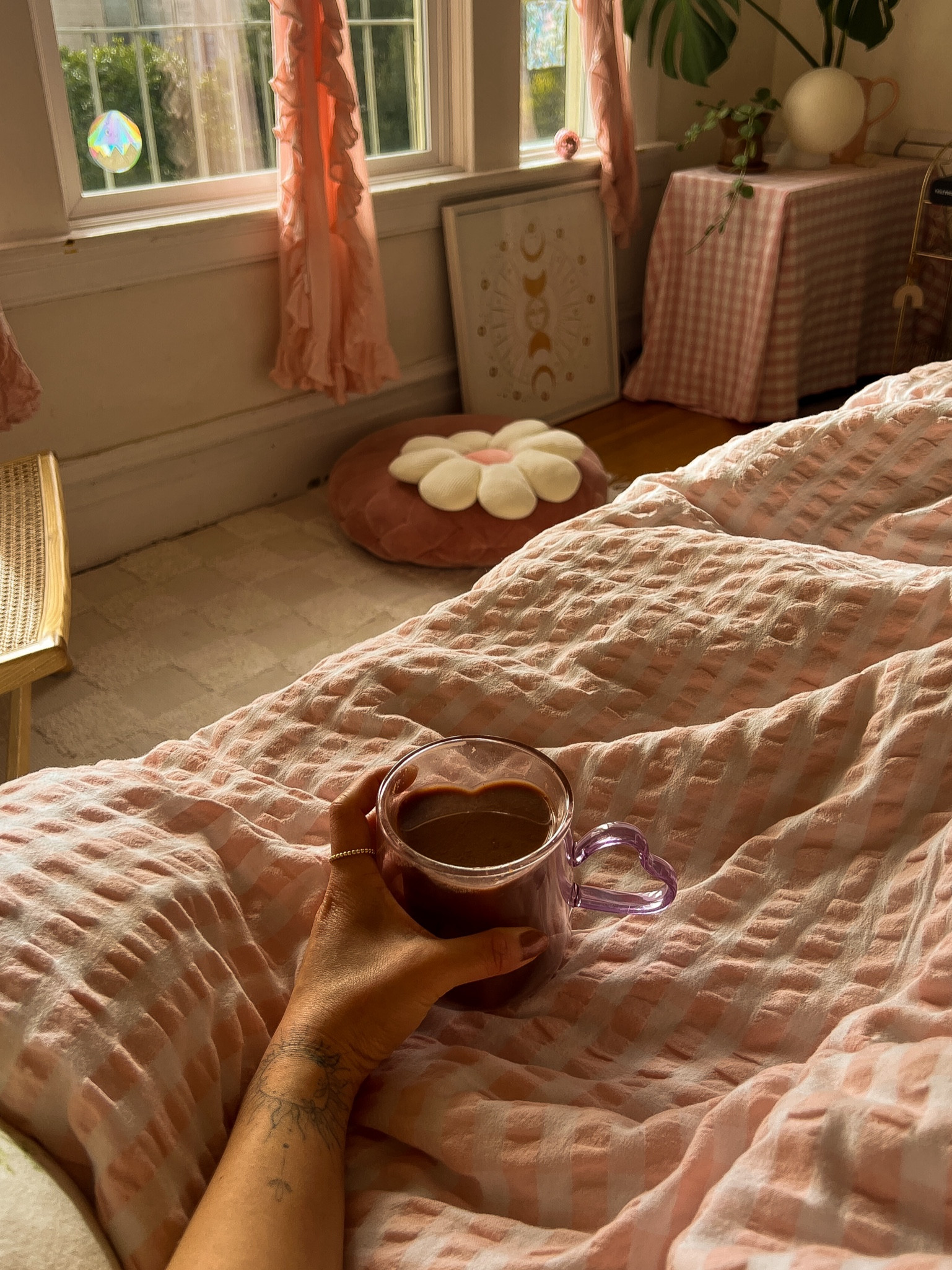 heart mug for valentine’s day <3

#LTKhome #LTKstyletip #LTKSeasonal