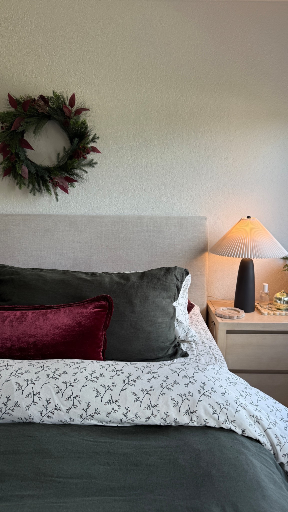 Christmas bedding 

#LTKHoliday #LTKHome #LTKSeasonal