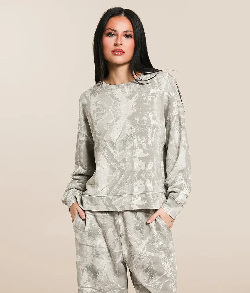 Camo Pullover | Buckle