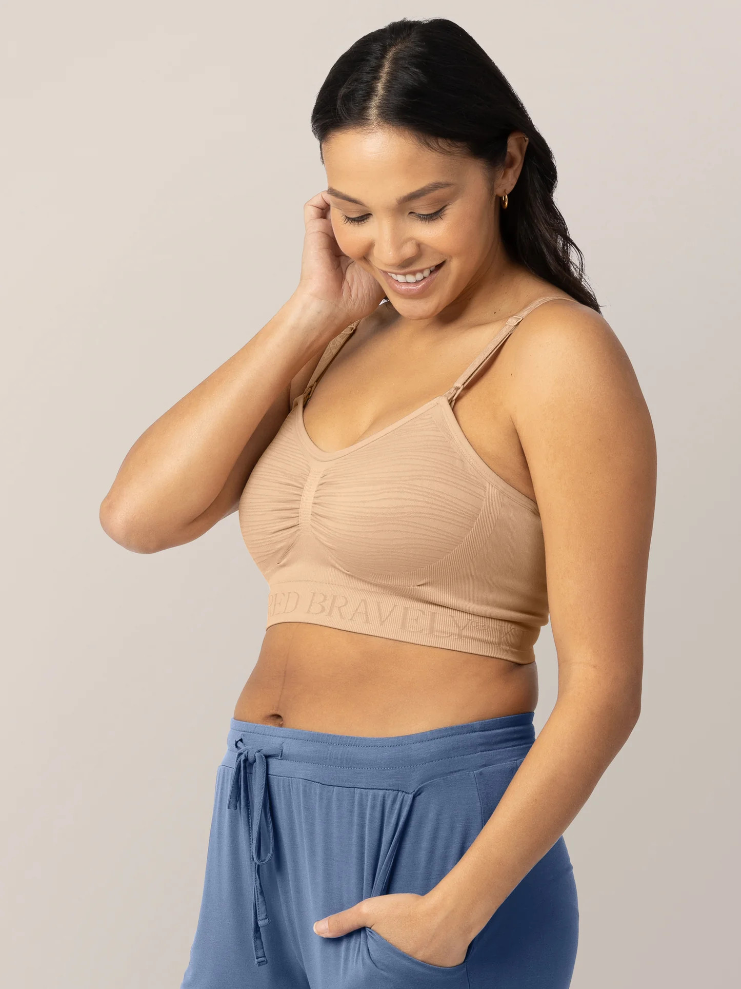 Sublime® Hands-Free Pumping & Nursing Bra | Beige – Kindred Bravely | Kindred Bravely