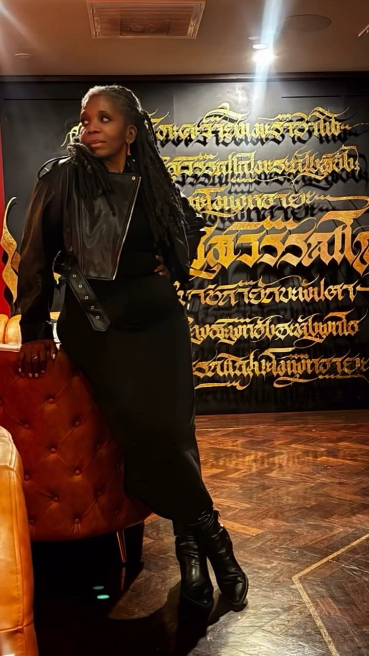 about last night…. #littleBlackDress 

#LTKFindsUnder100 #LTKHoliday #LTKootd