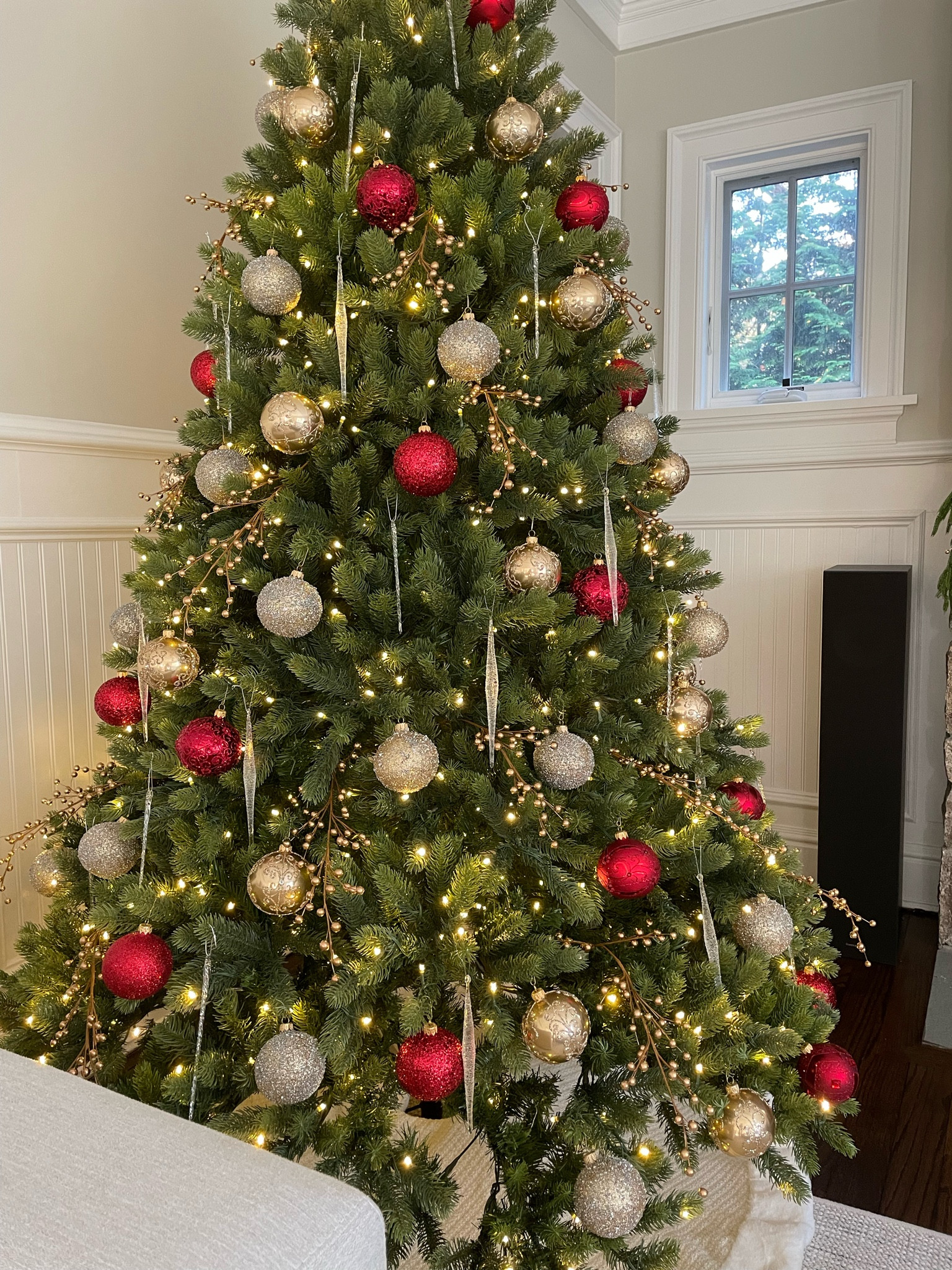 Michaels berry stems!! Love these

#LTKsalealert #LTKHolidaySale #LTKHoliday