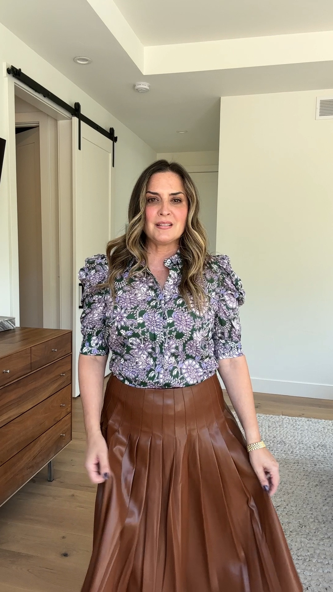 Fall outfit idea 


#LTKSeasonal #LTKFindsUnder50 #LTKOver40