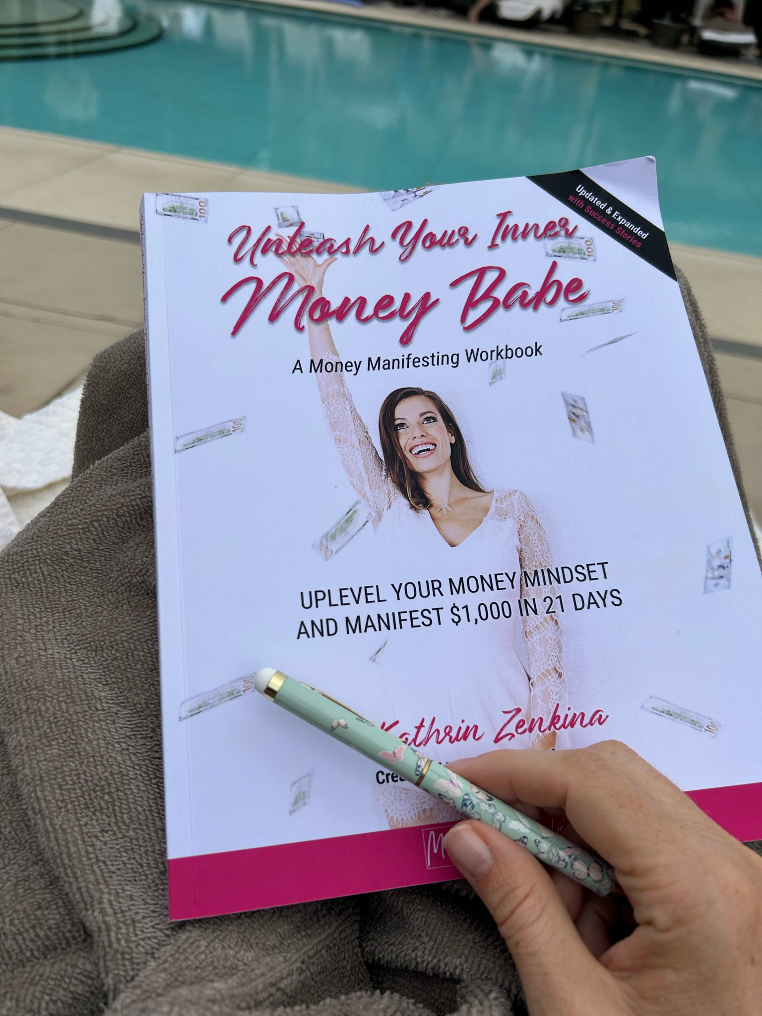 One of my top work books I love, use and recommend - doesn’t matter if your in NWM or not, this is a really interesting read and 21 day challenge to really get you thinking about your mindset and focuses around finances 💰 

#LTKhome #LTKfamily #LTKFind