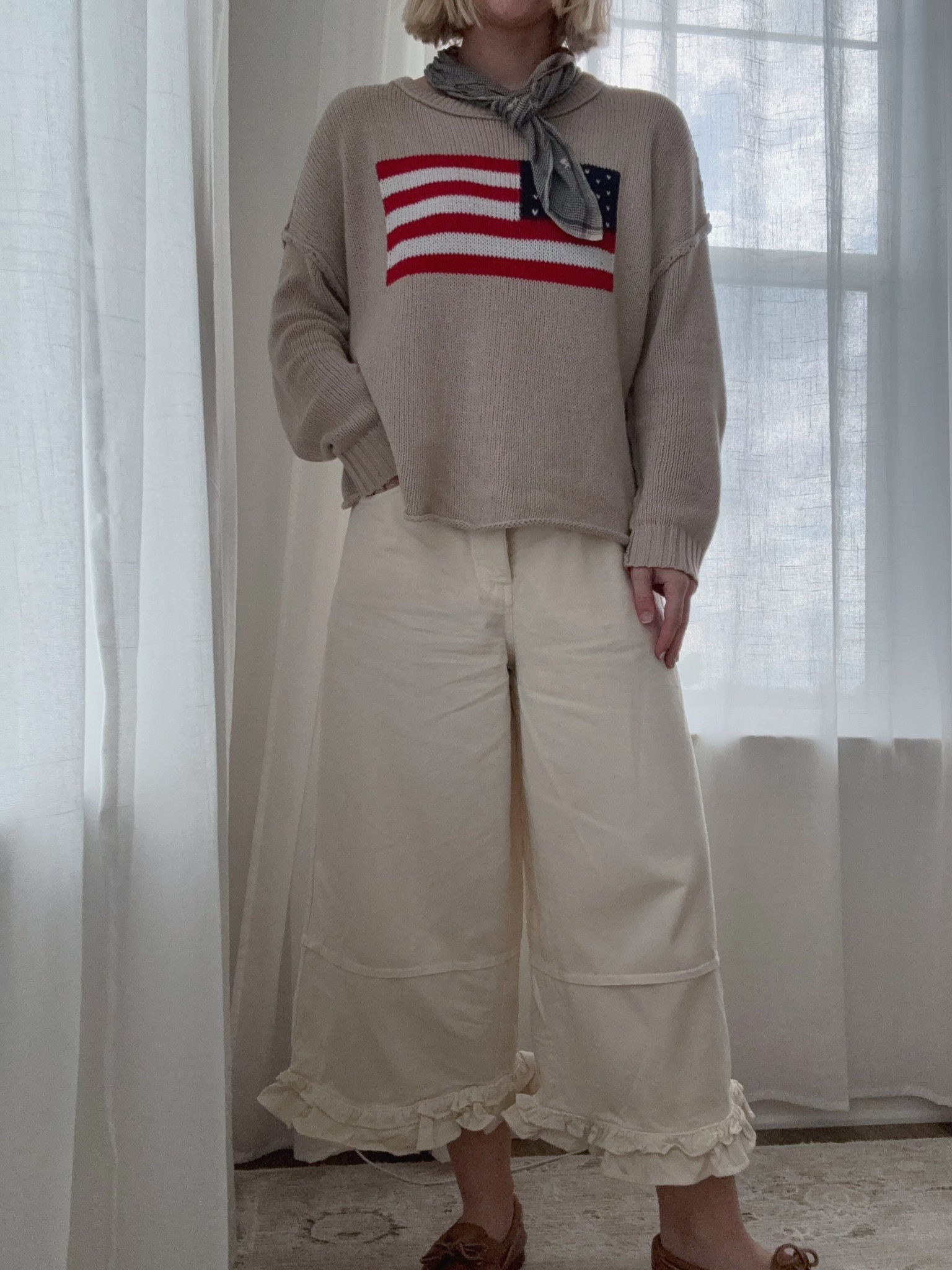 Bloomer jeans! 😍 Wearing size small. 
Sweater from Rie & Rue
Shoes- Sperrys size 9

#LTKSaleAlert #LTKStyleTip #LTKSeasonal