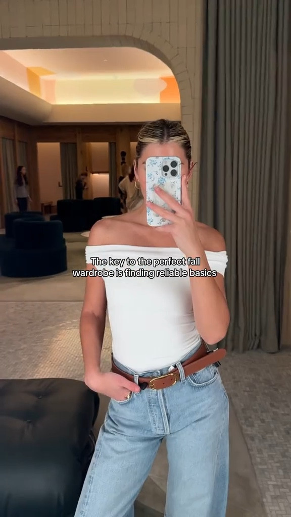 Having the right basics is a GAME CHANGER !! These are my favorites from Aritizia 

Fall fashion / aritizia / fall outfit / basics / staples / trendy fashion 

#LTKStyleTip