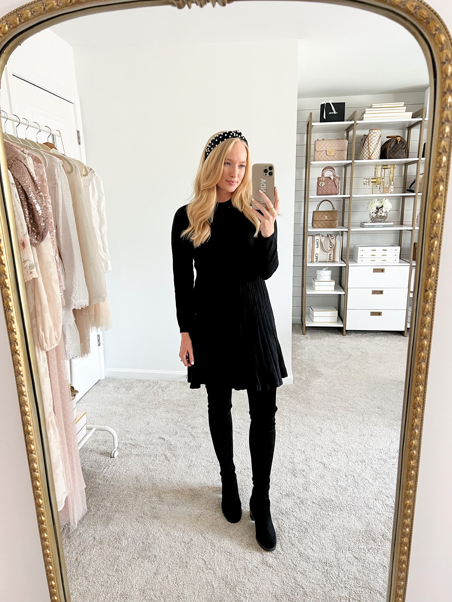 Loving this sweater dress from Amazon! It’s only 