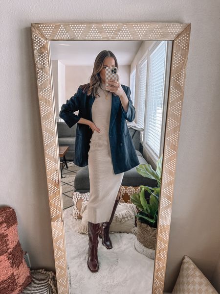 Teacher outfit idea🍎 wearing a small ribbed dress and medium blazer 

Classroom outfit | teacher outfit | teacher style | teacher Tuesday | workwear | winter outfit 




#LTKstyletip