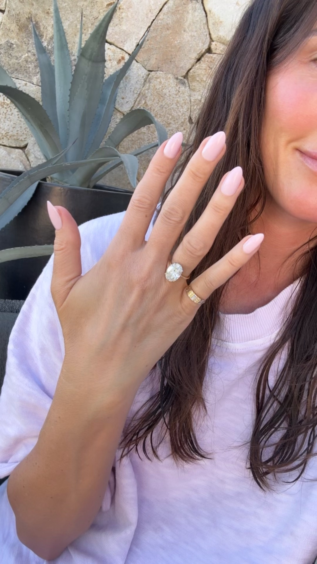 Non-toxic press on nails💅🏻 color: powder room chic💕

Beauty
Loungewear set
Spring
Vacation 

#LTKBeauty